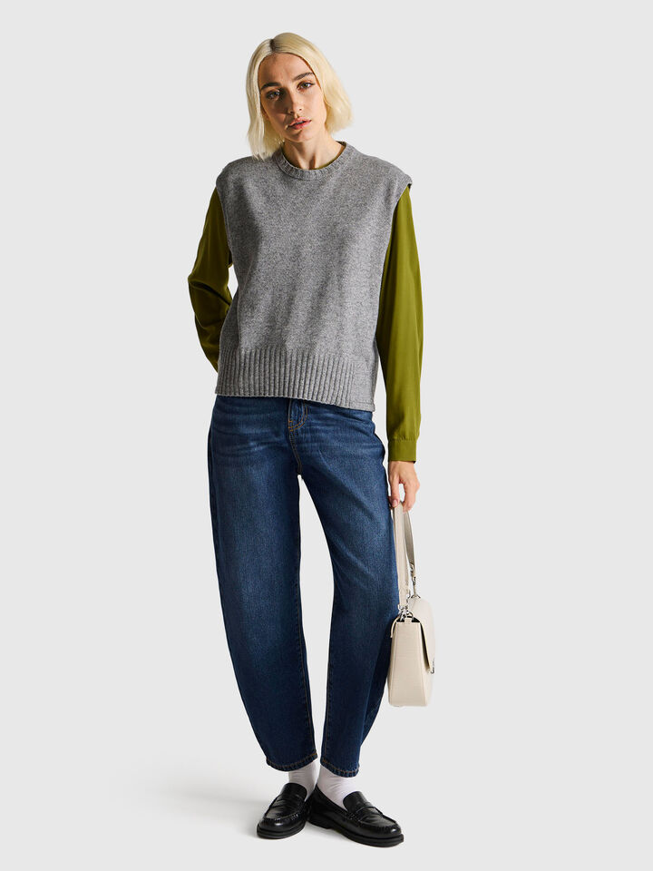 SLEEVELESS SWEATER Women image number 3